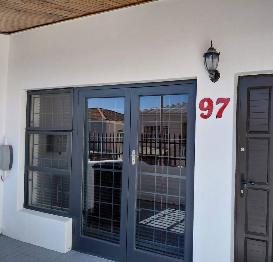 To Let 2 Bedroom Property for Rent in Walmer Estate Western Cape
